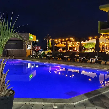 Sole & Splendore - Indoor Pool & Spa Resort *